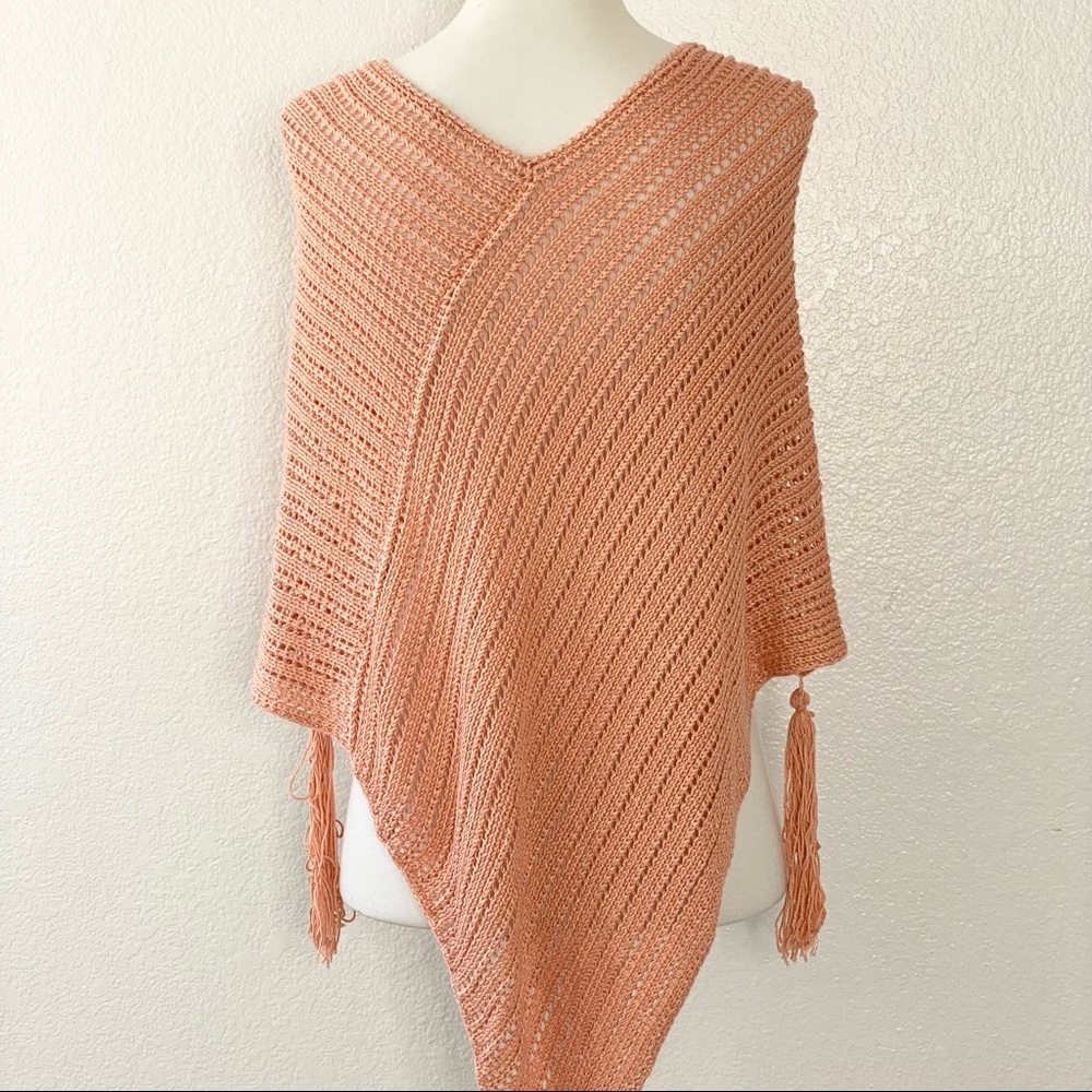Peach Knitted Cape/Poncho - Picture 2 of 3